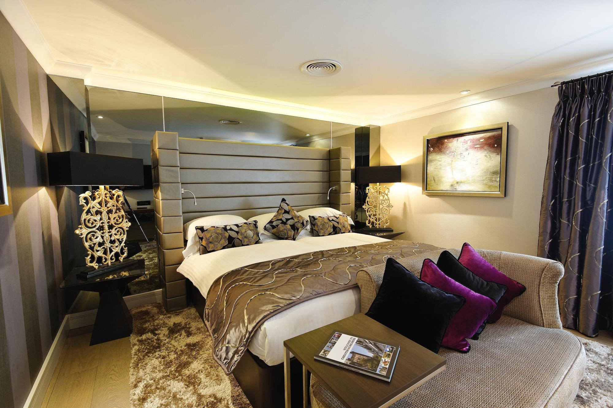 Grosvenor Pulford Hotel & Spa Eksteriør billede