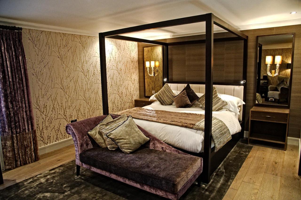Grosvenor Pulford Hotel & Spa Eksteriør billede