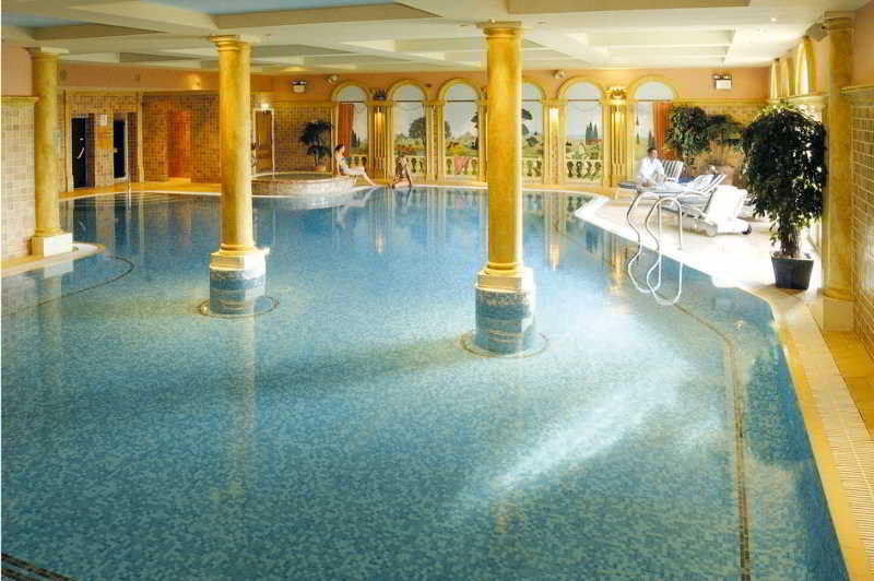Grosvenor Pulford Hotel & Spa Eksteriør billede