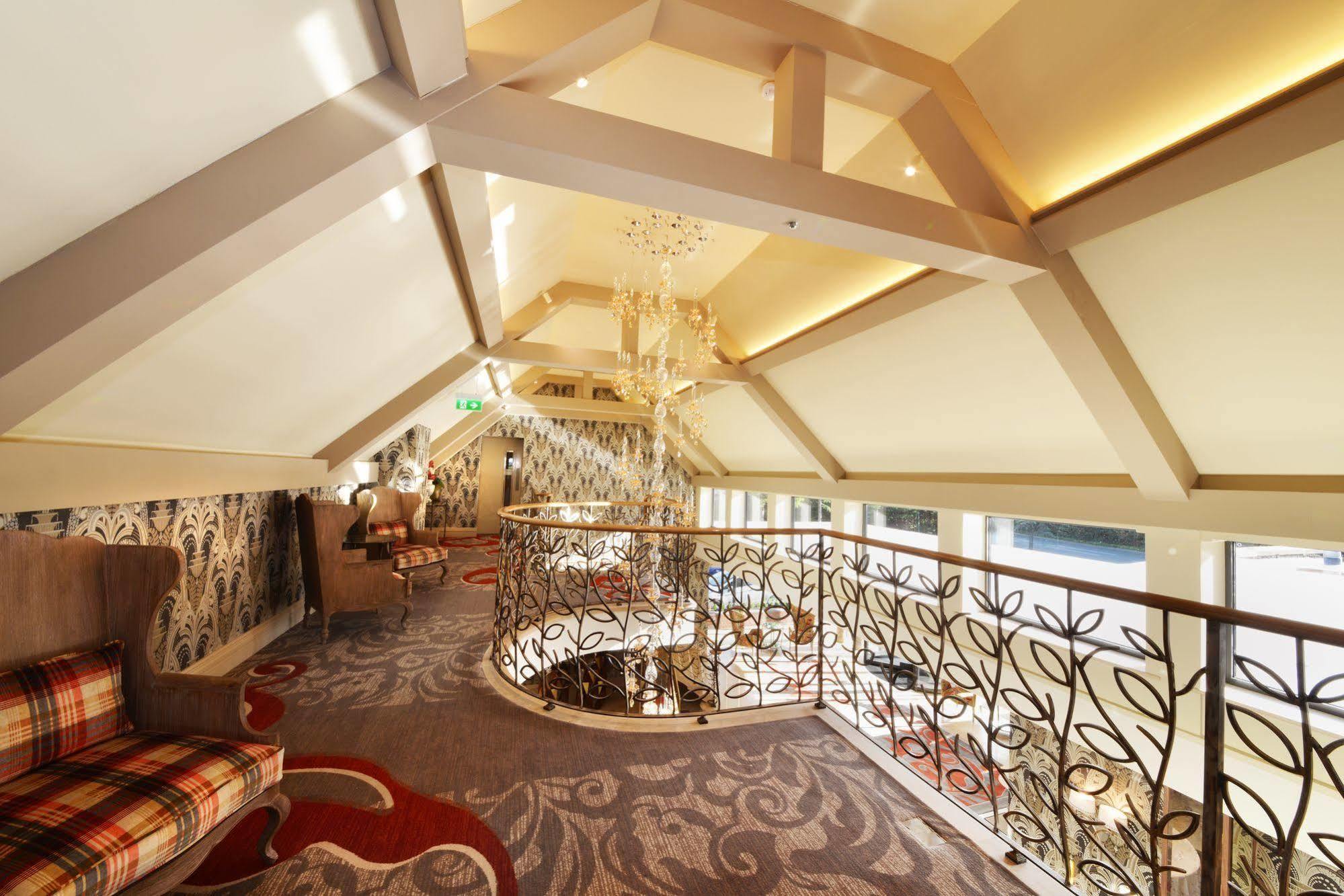 Grosvenor Pulford Hotel & Spa Eksteriør billede
